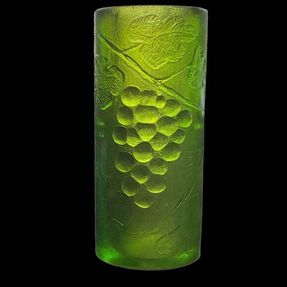 FLAWLESS RARE signed Vintage Sasha B. 10” Resin vase Green